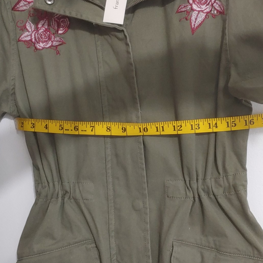 Francesca’s Military Style Olive Green Jacket - Picture 14 of 15
